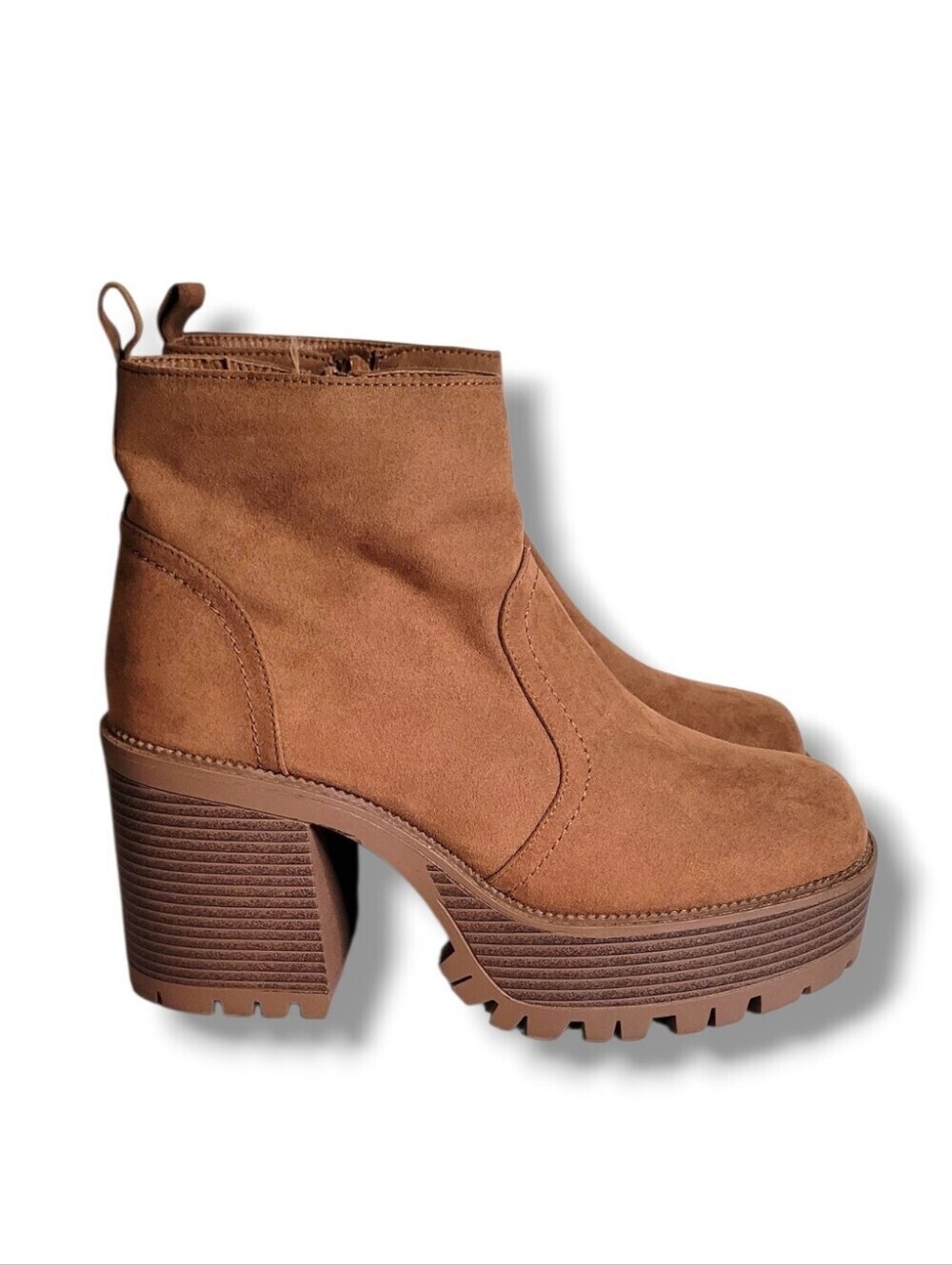 UNIONBAY Paula Platform Chunky Lug Sole Ankle Boots Size 8.5